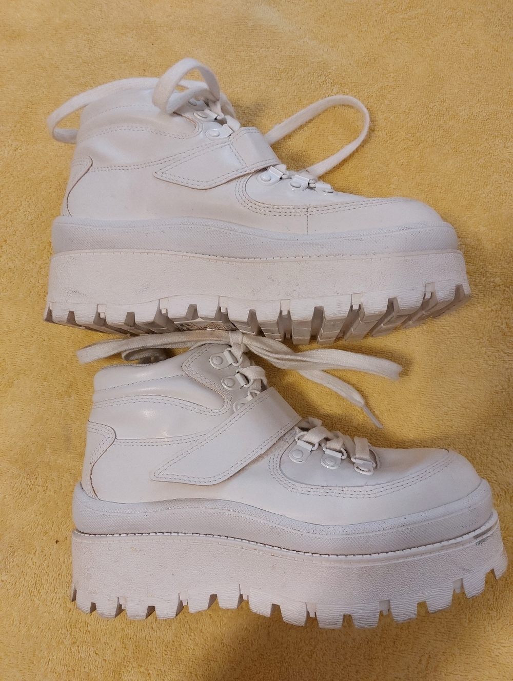 Jeffrey Campbell Platform Ladies 7